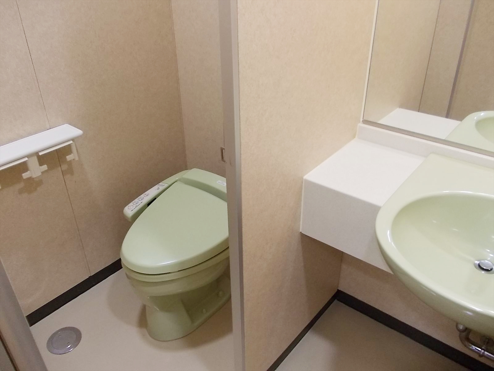 個室トイレ