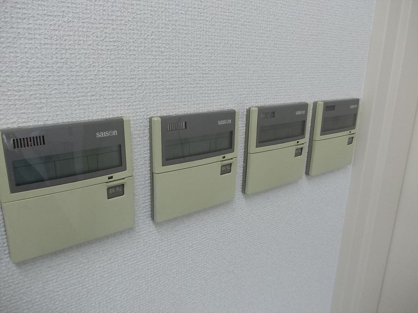 スイッチ類
