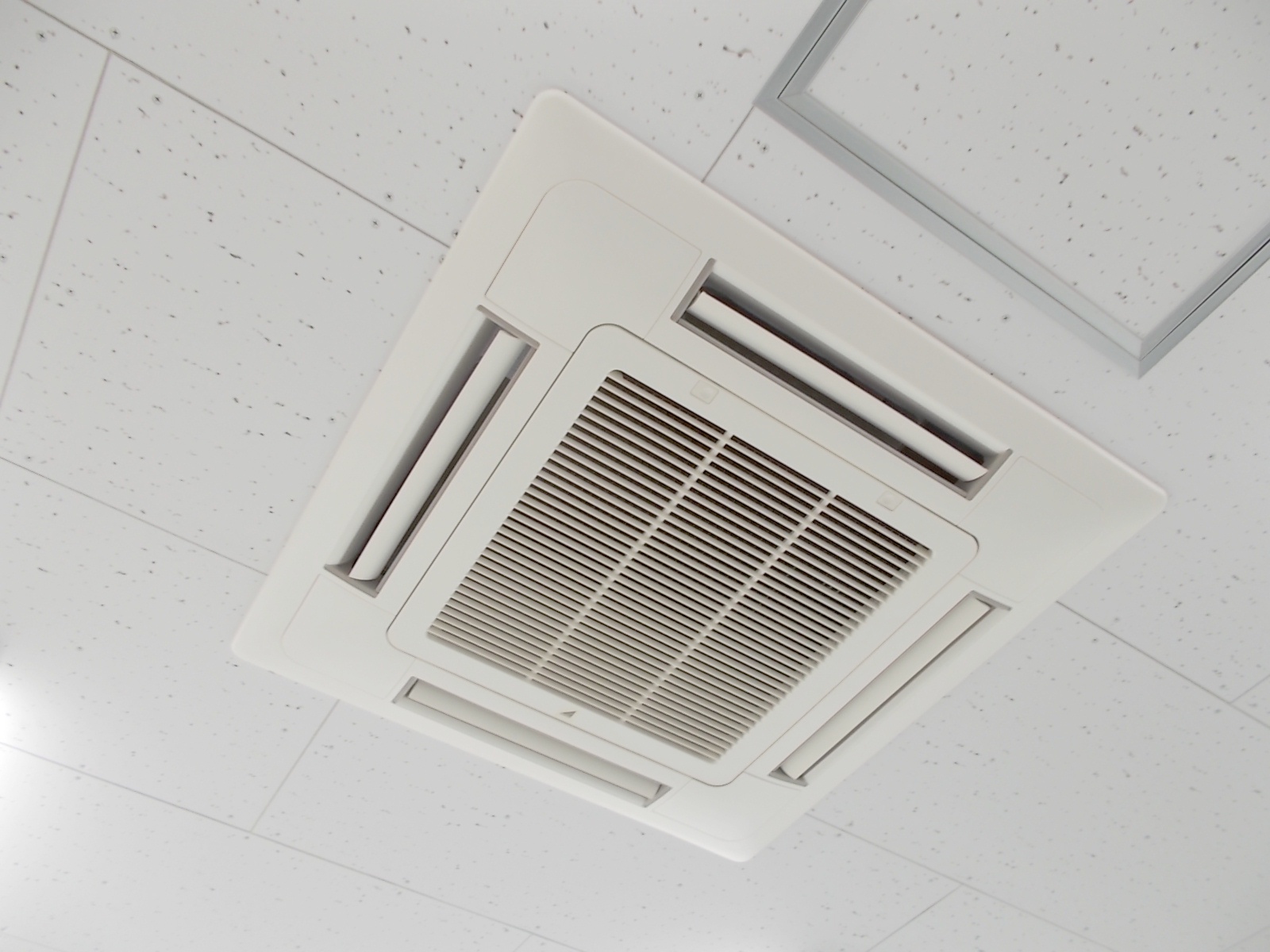 空調吹き出し口