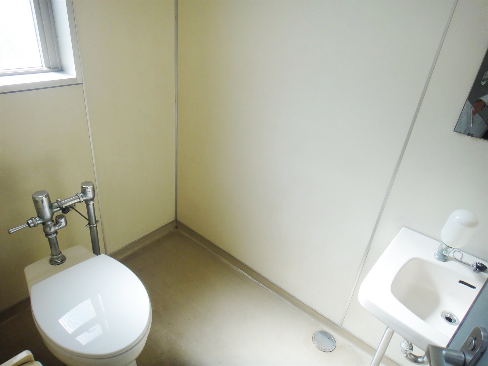 トイレ個室