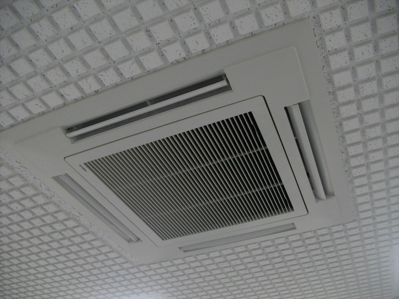 空調