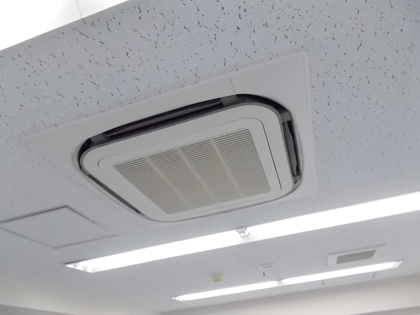 空調