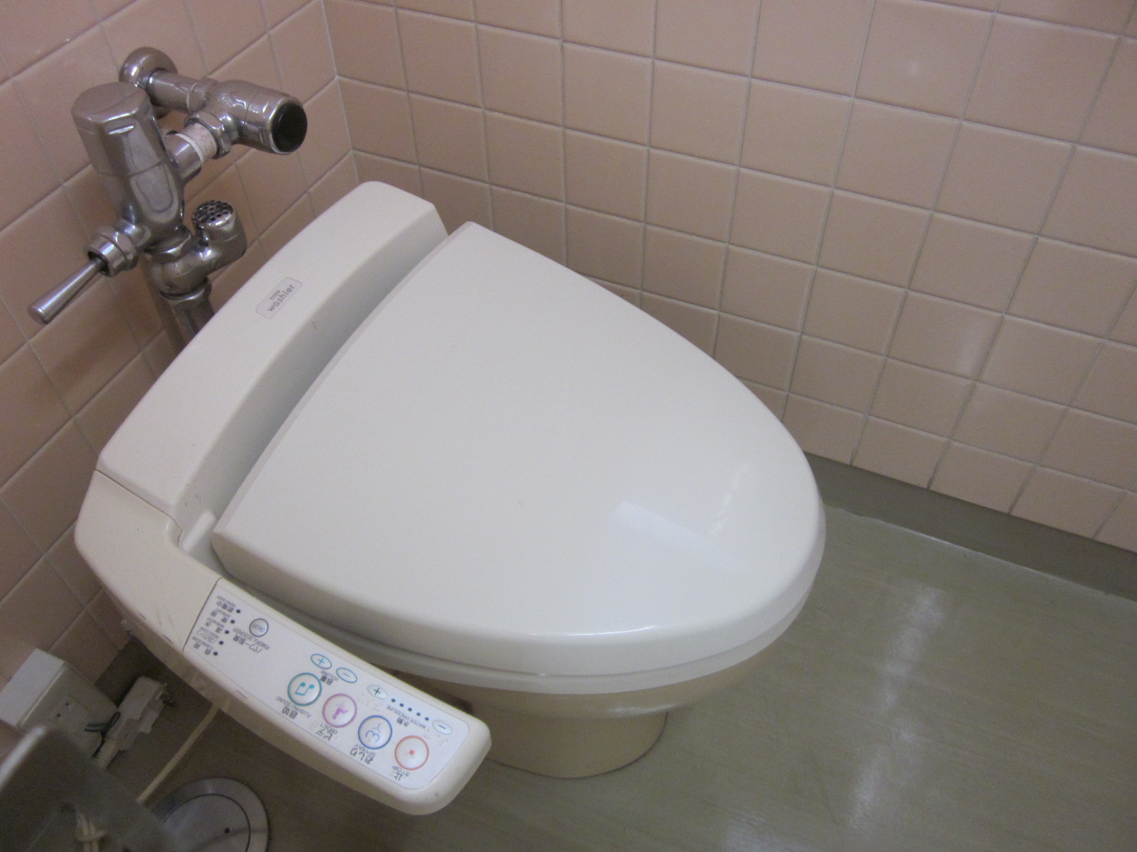 トイレ個室