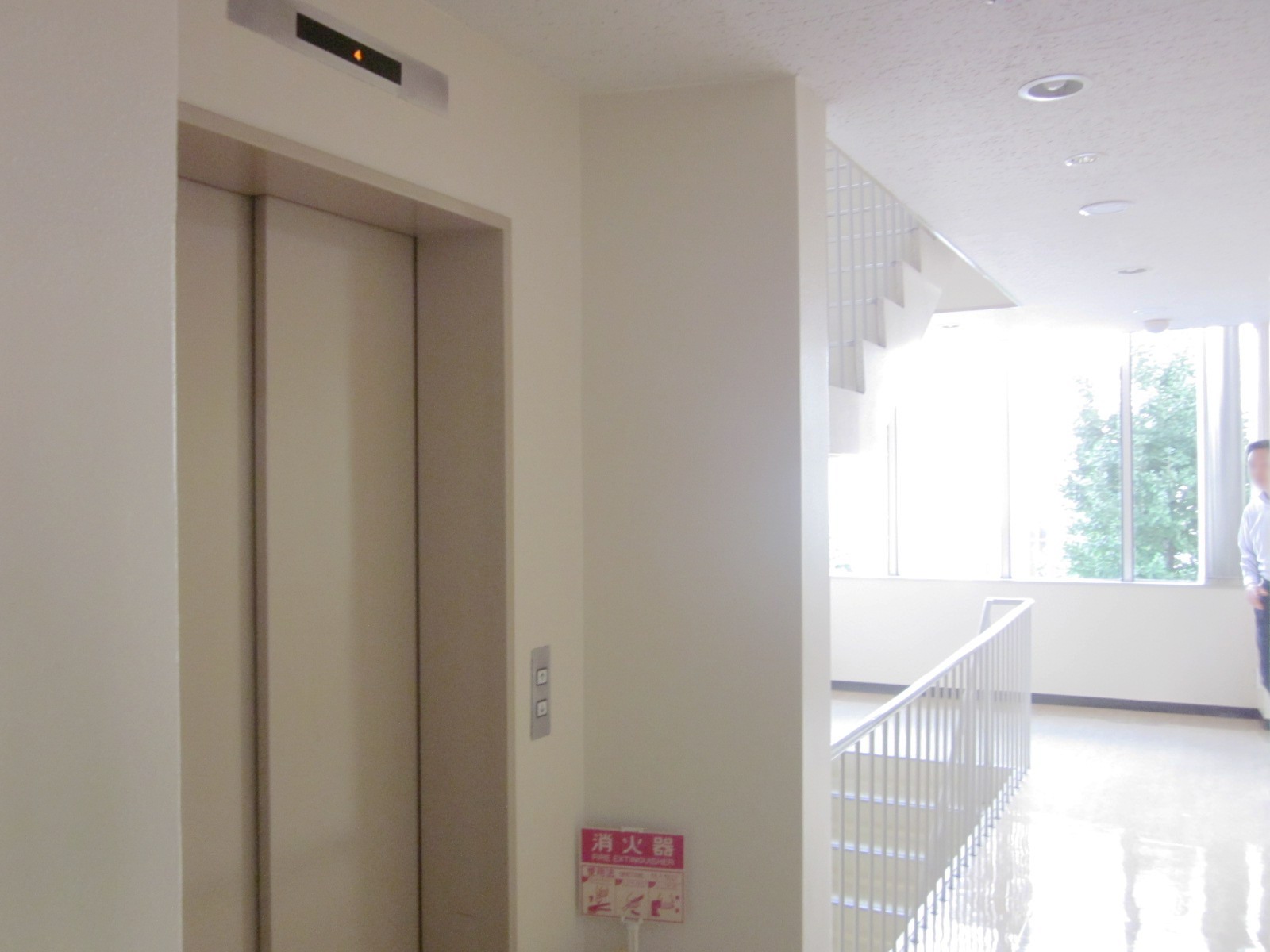 室外の廊下部分