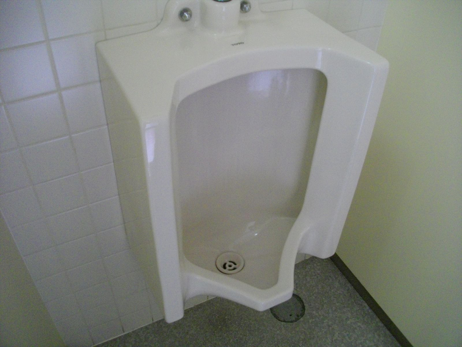 男性用トイレ