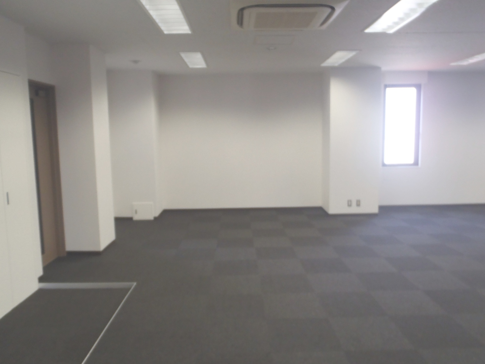 室内1