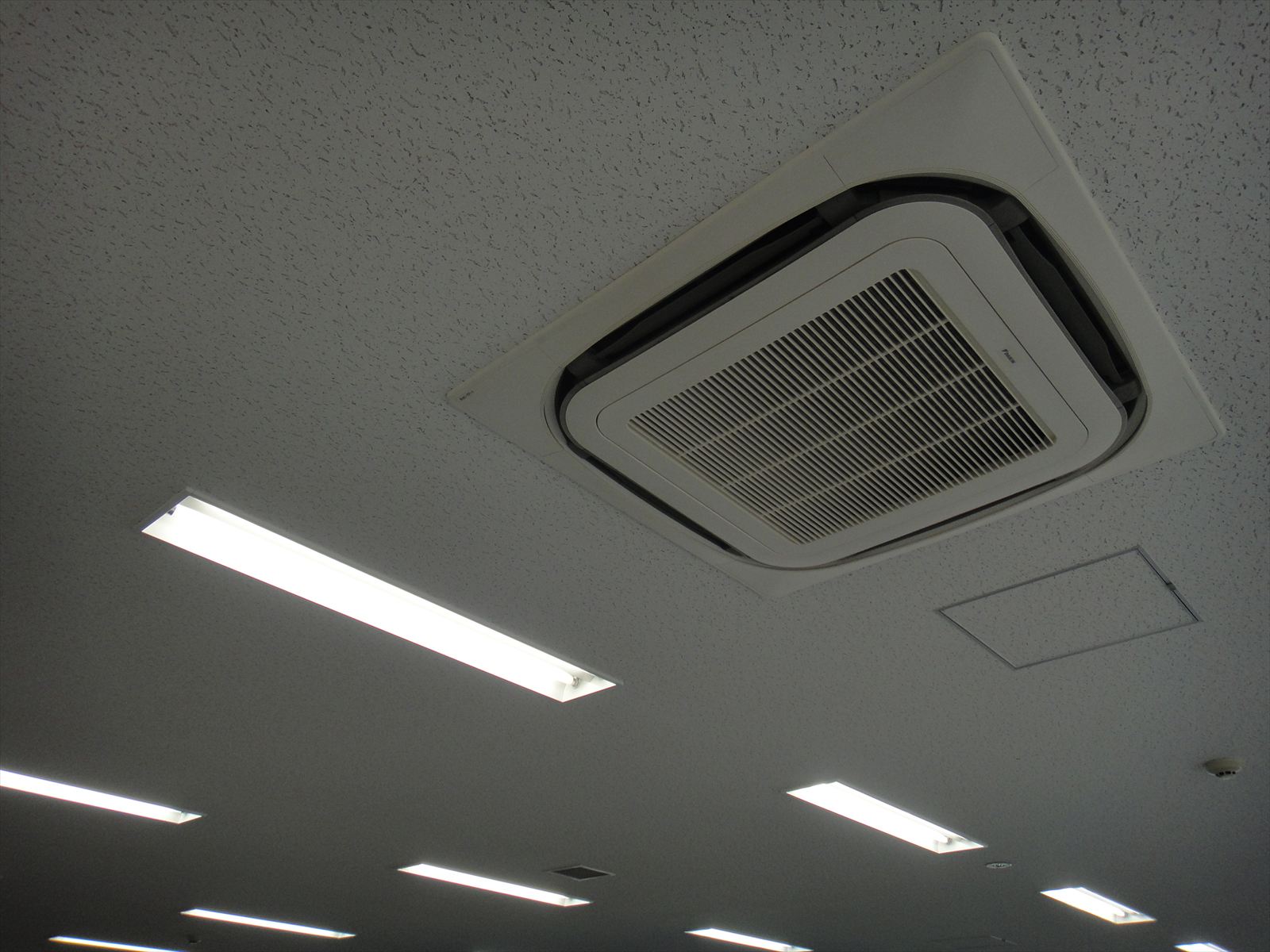空調
