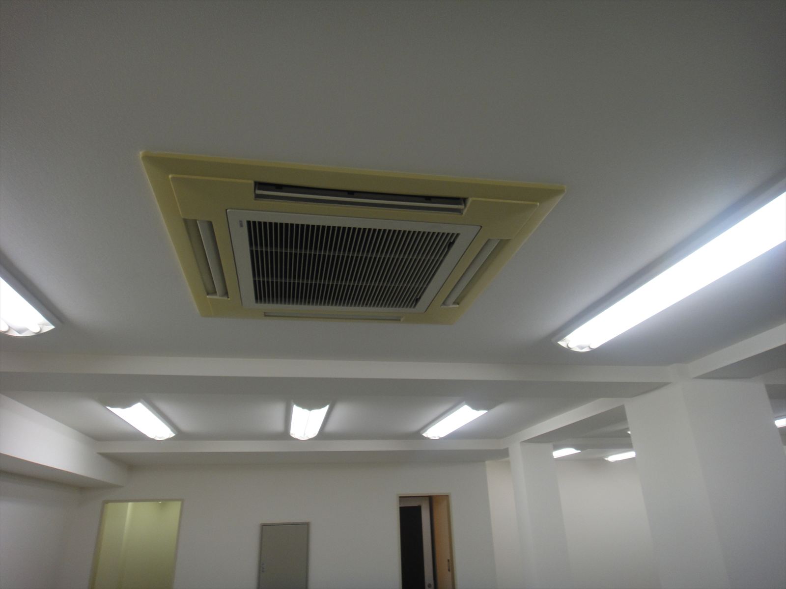 空調