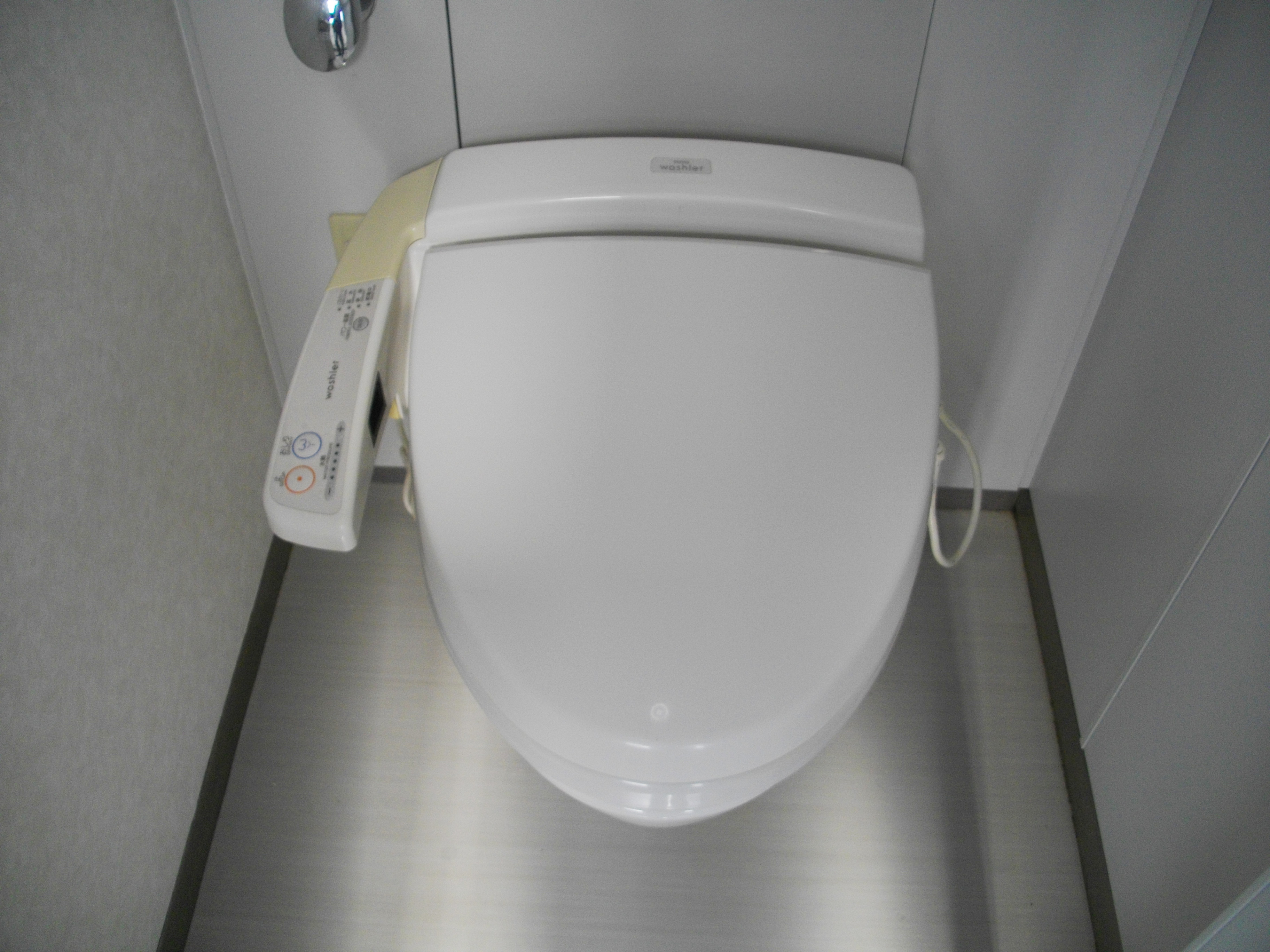ウォシュレット完備