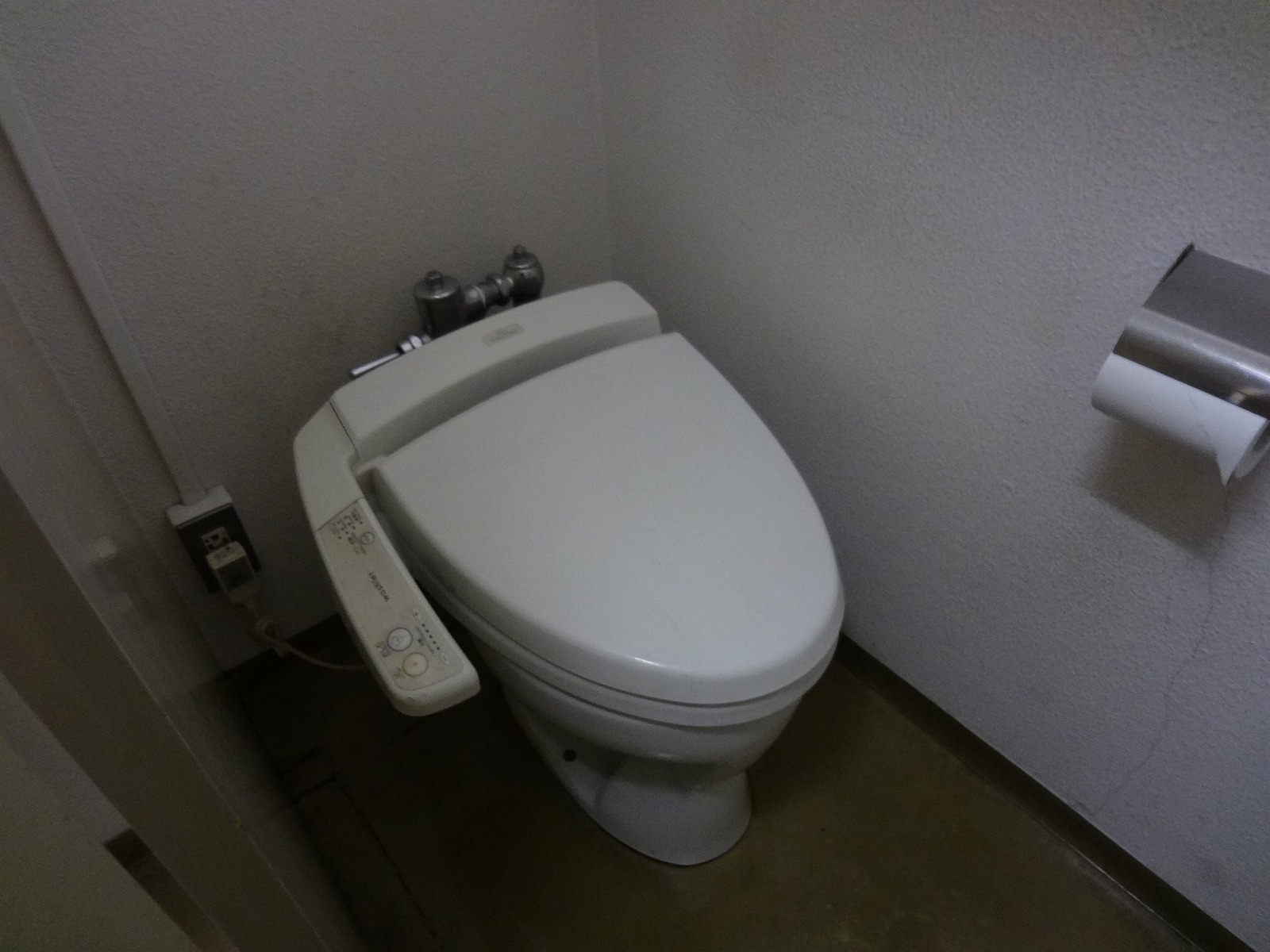 ウォシュレット付き