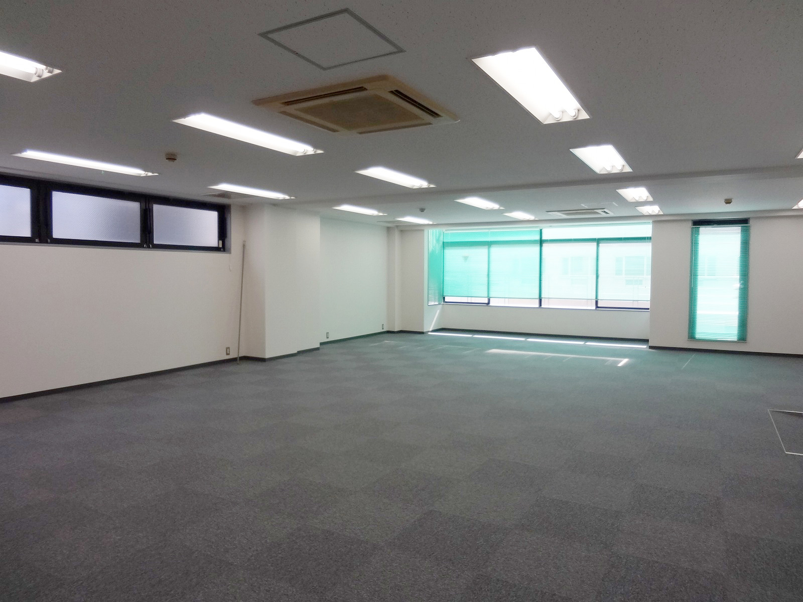 別角度の様子