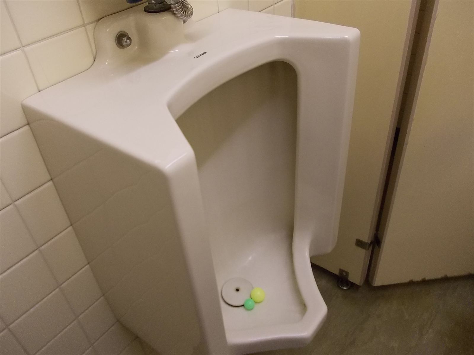 男性用トイレ