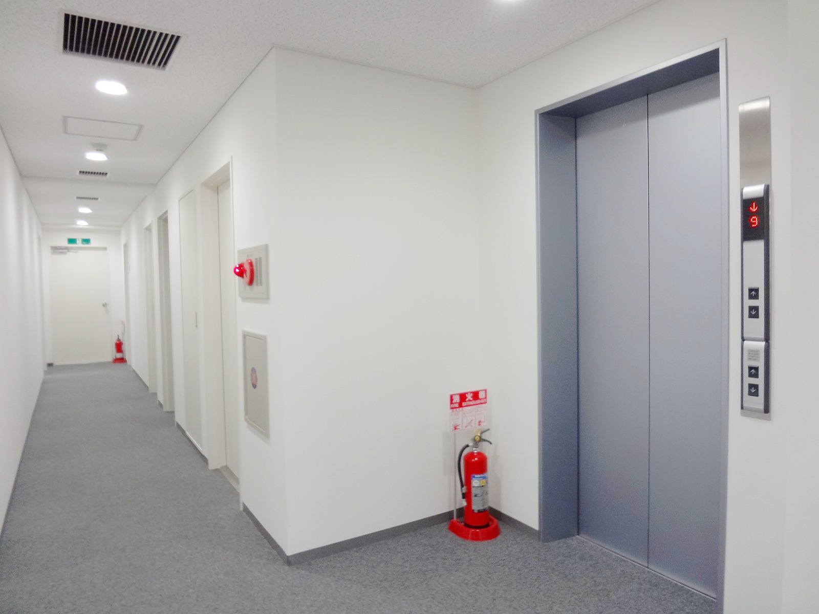 エレベーターホール