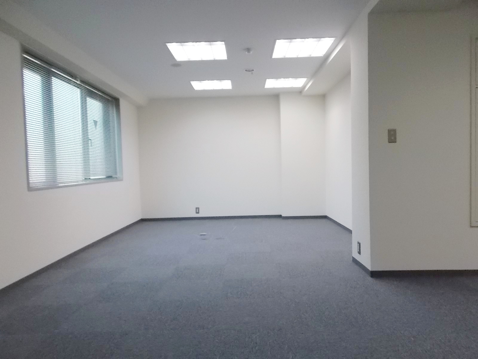 貸室奥の様子