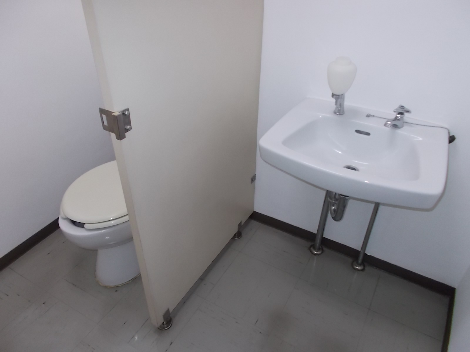 トイレ個室
