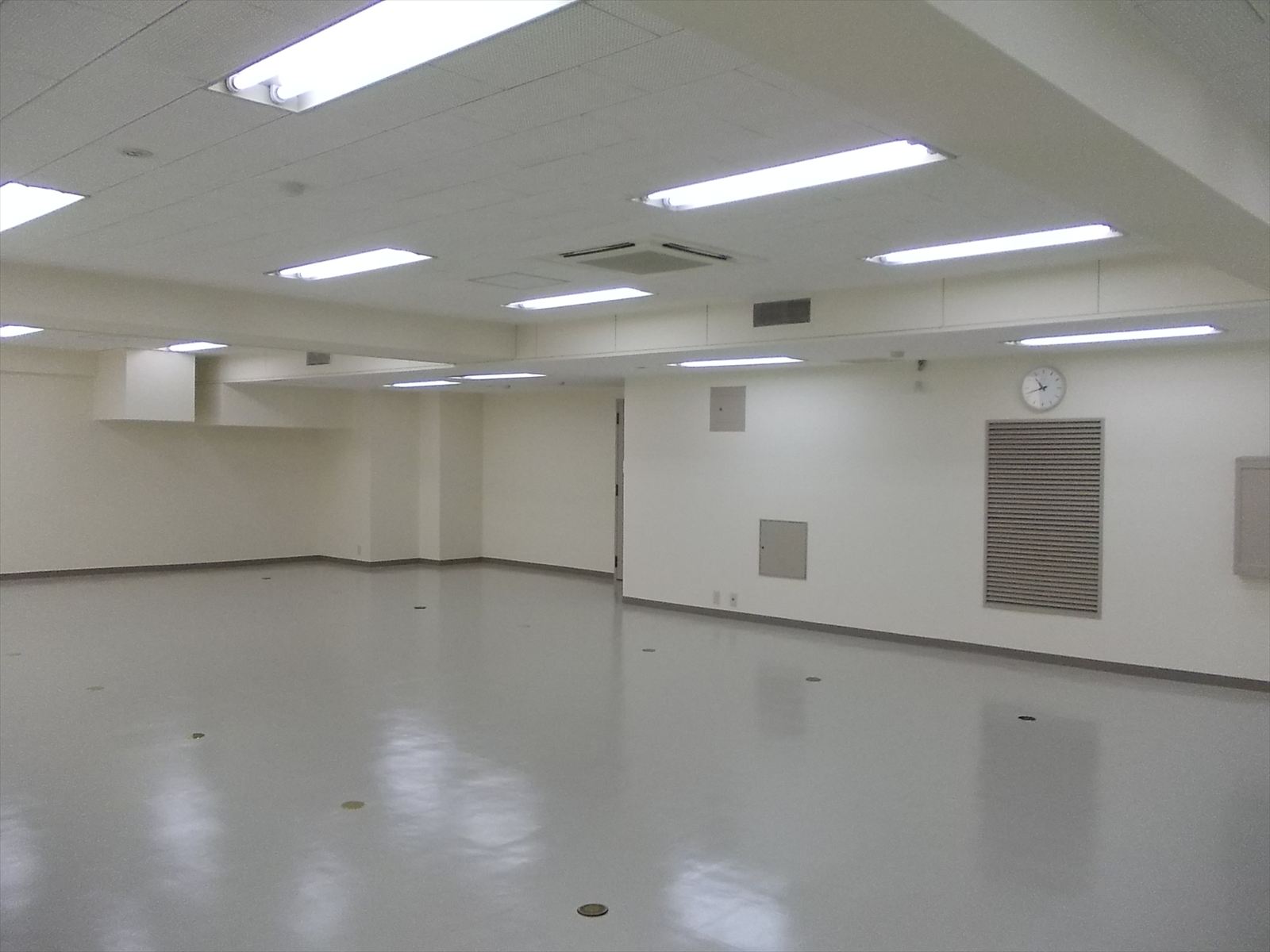 貸室奥からの様子