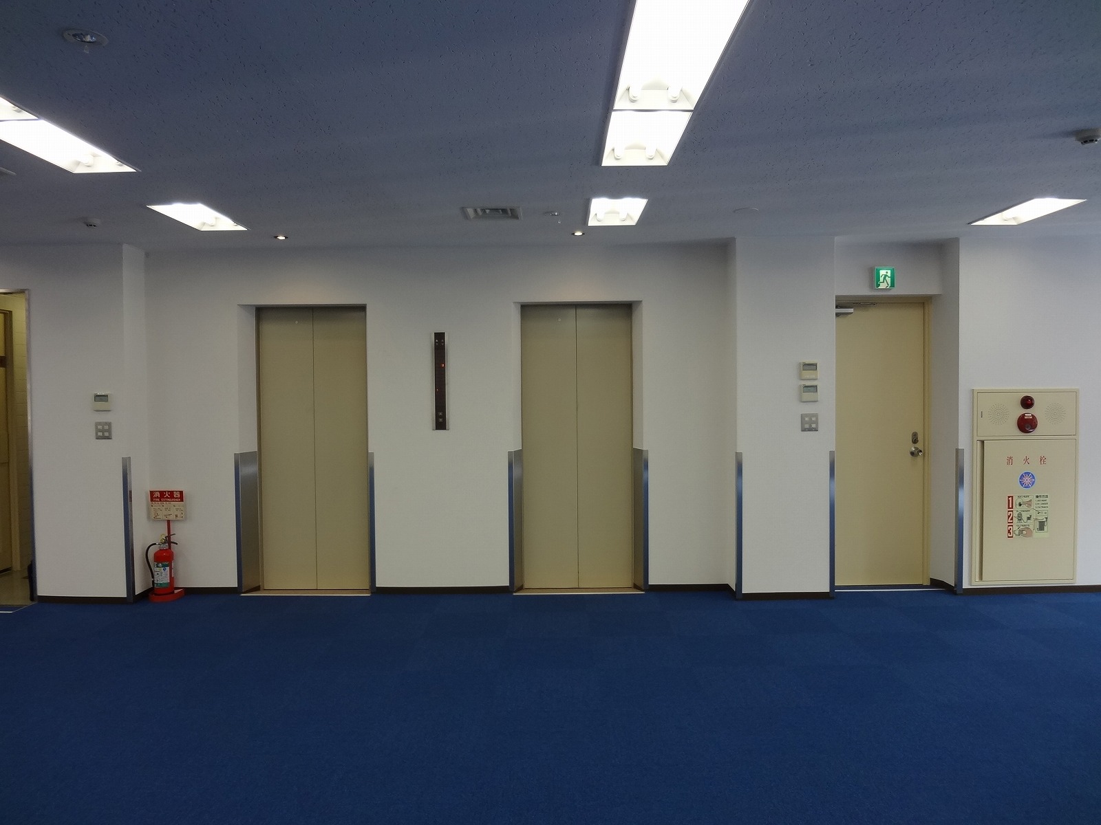 エレベーター