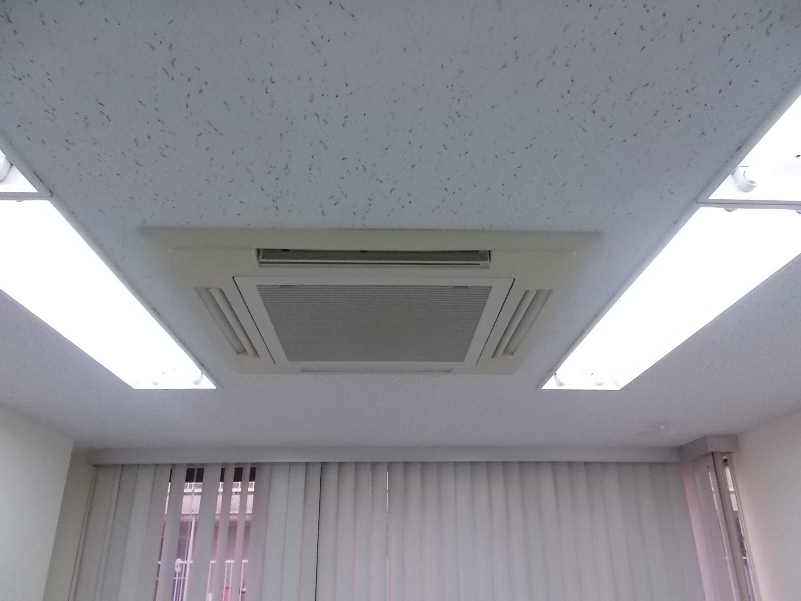 空調機器