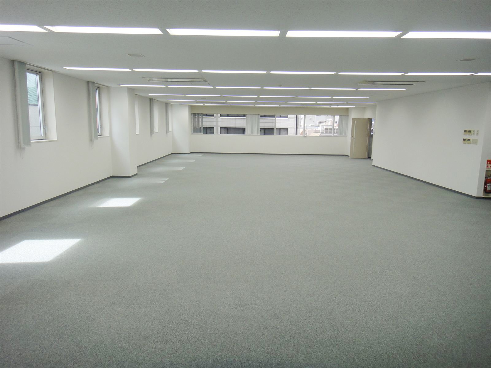 形の良い室内