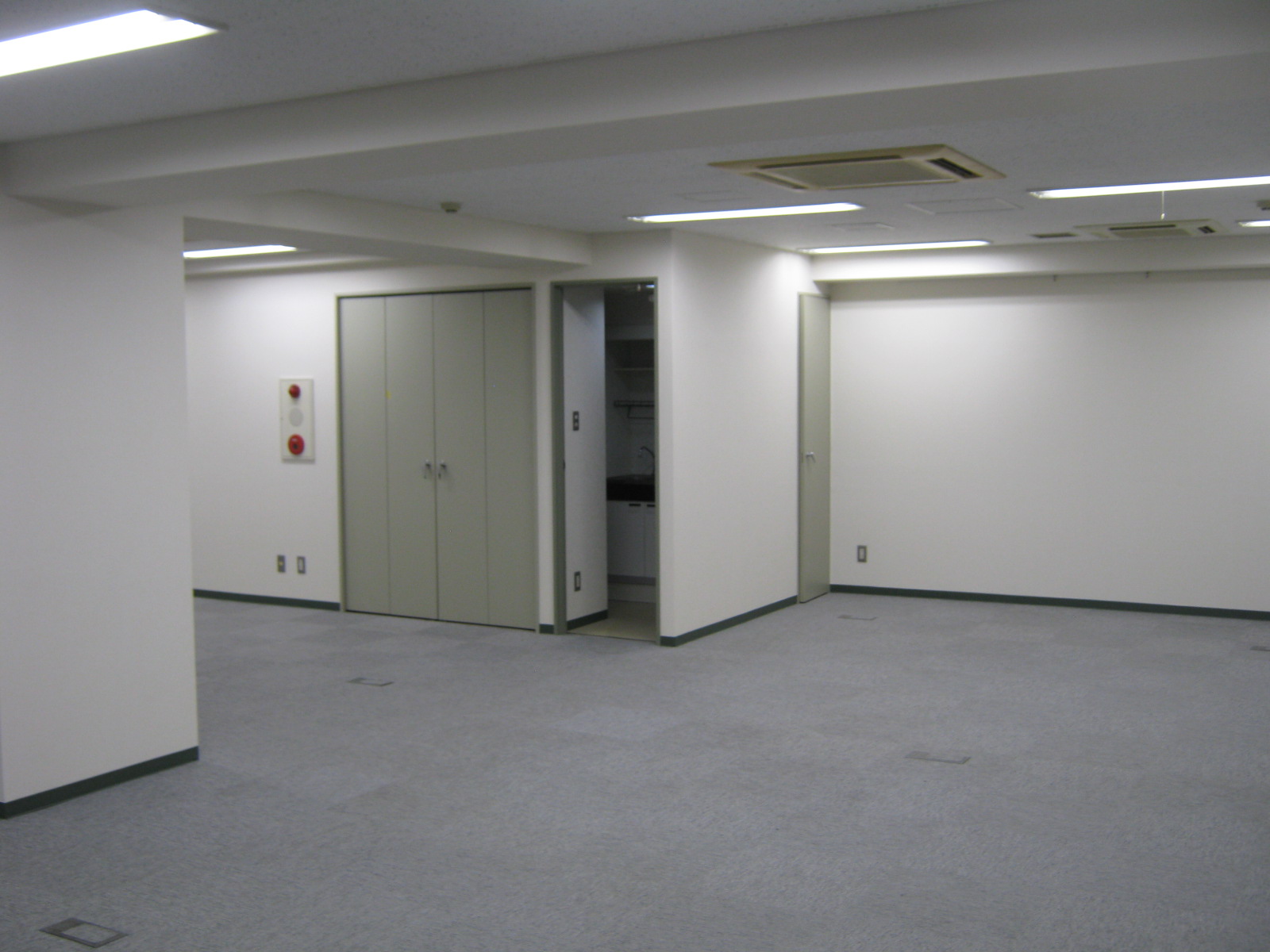オフィス室内参考画像(8階)