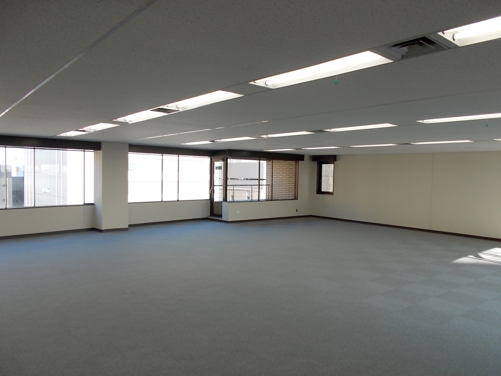 オフィス室内参考画像（11階）