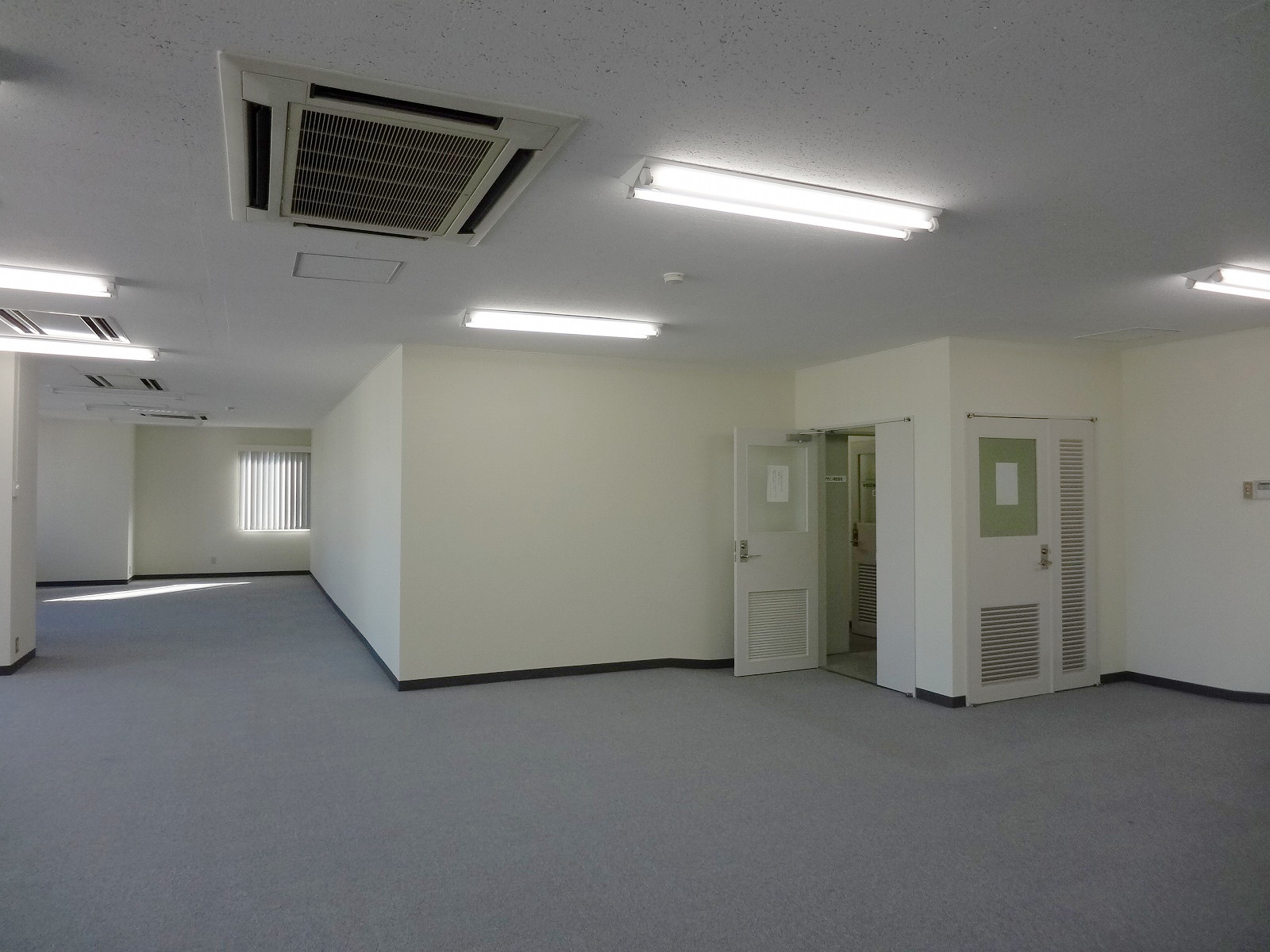 室内の様子