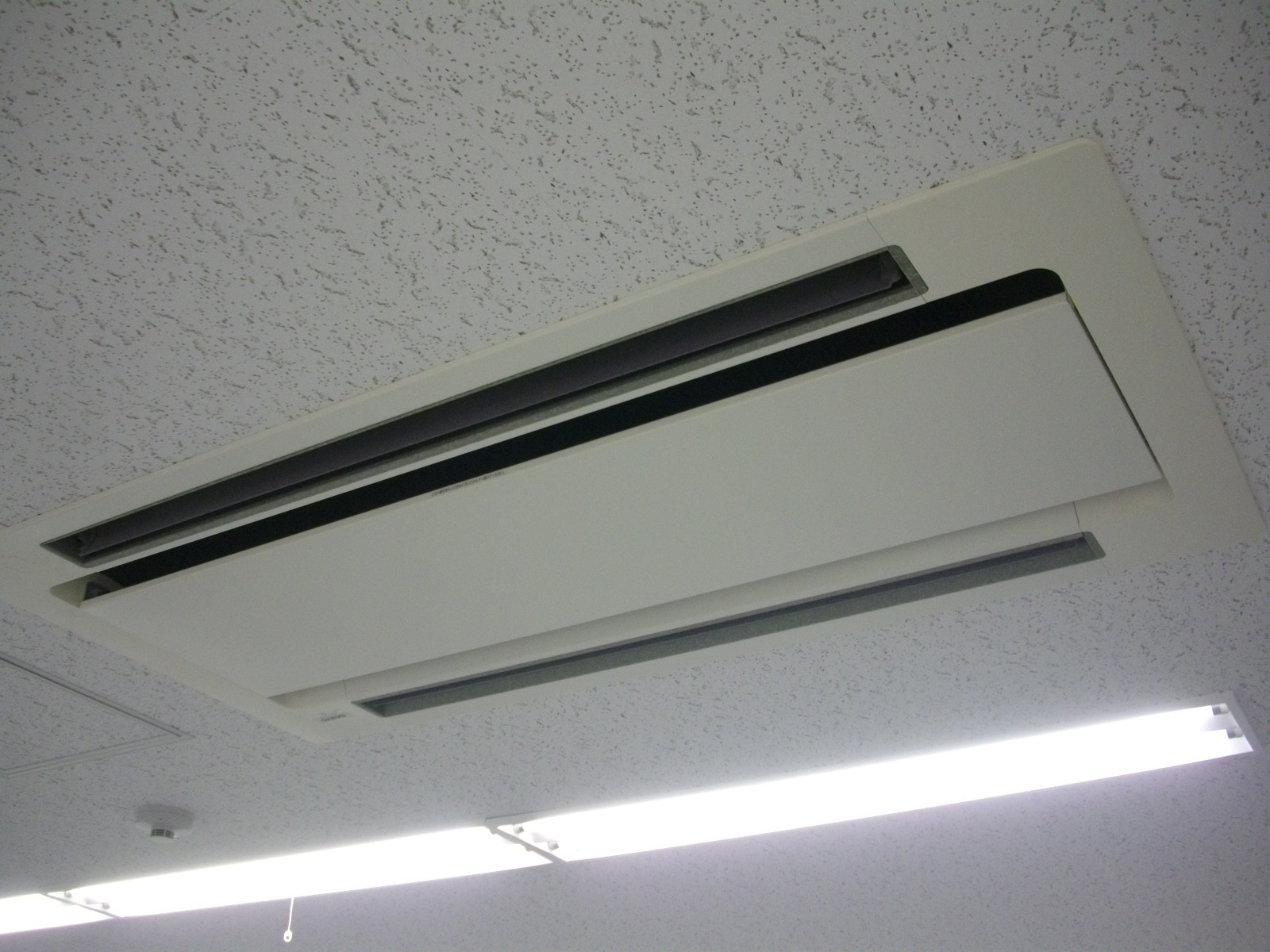 個別空調