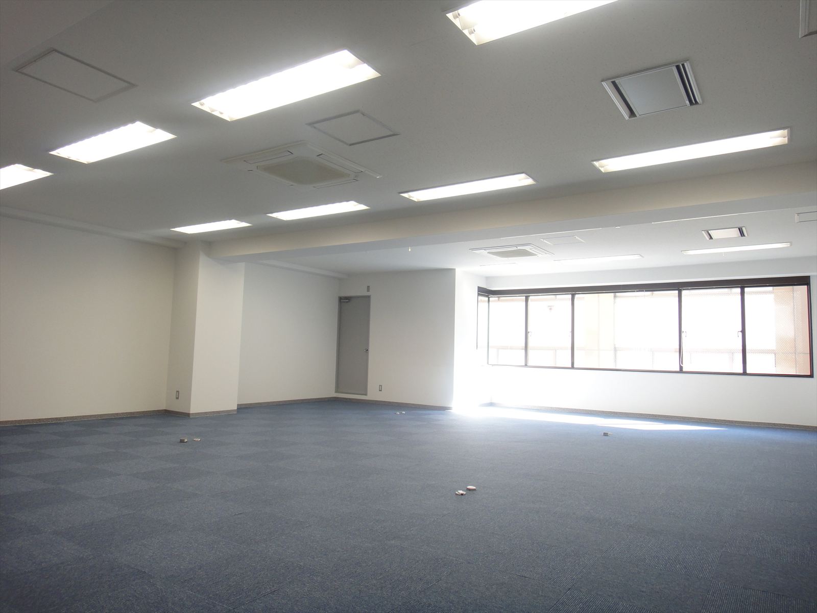 オフィス室内参考画像