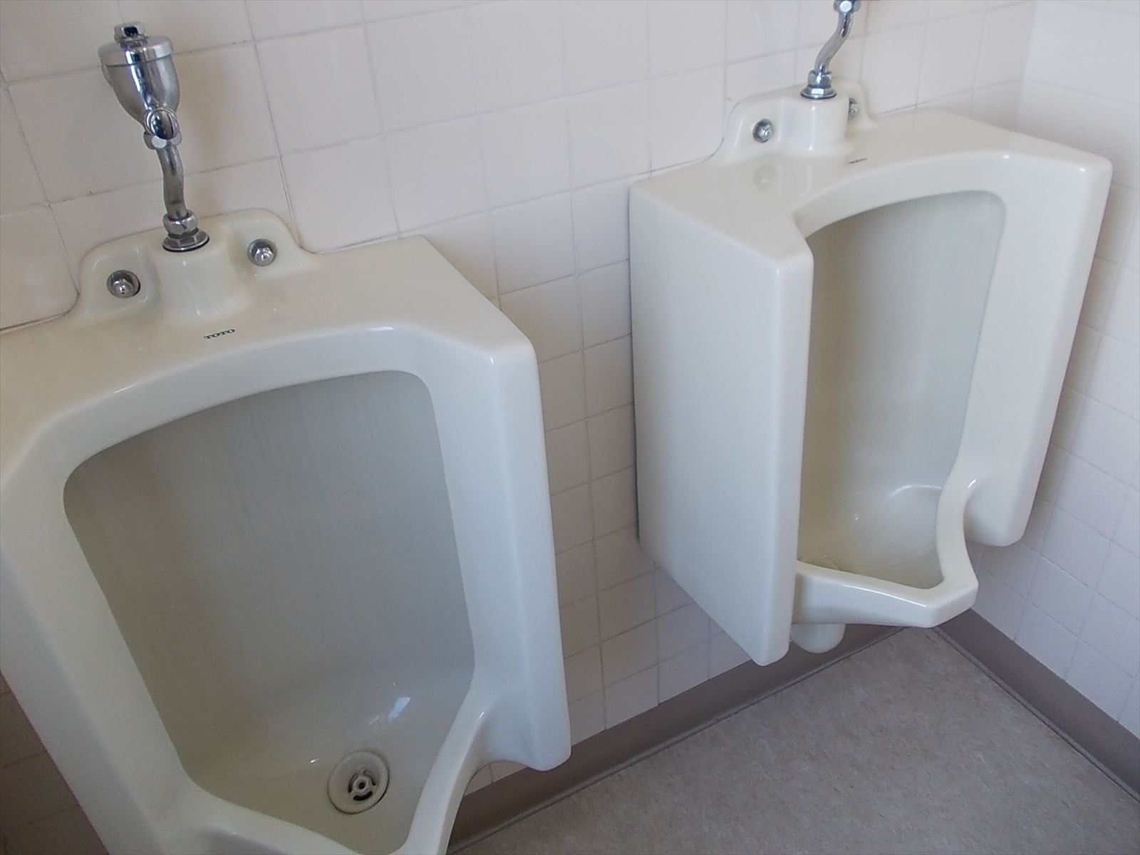 男性用トイレ