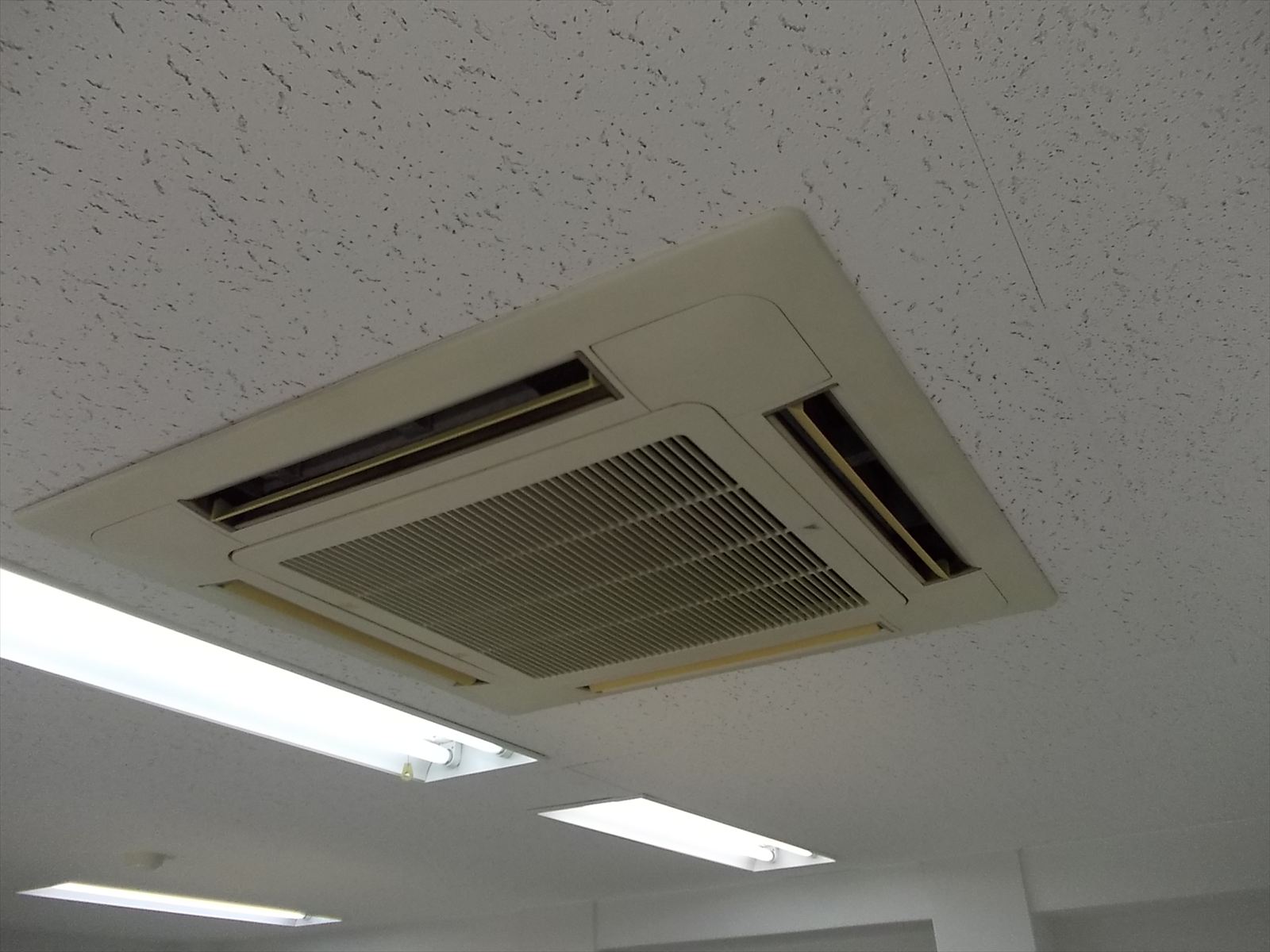 空調