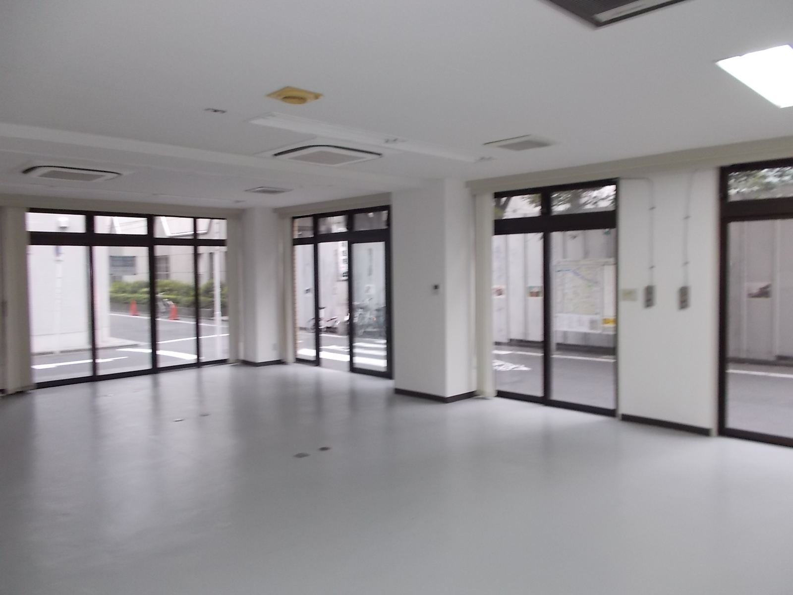 オフィス室内参考画像（1階）