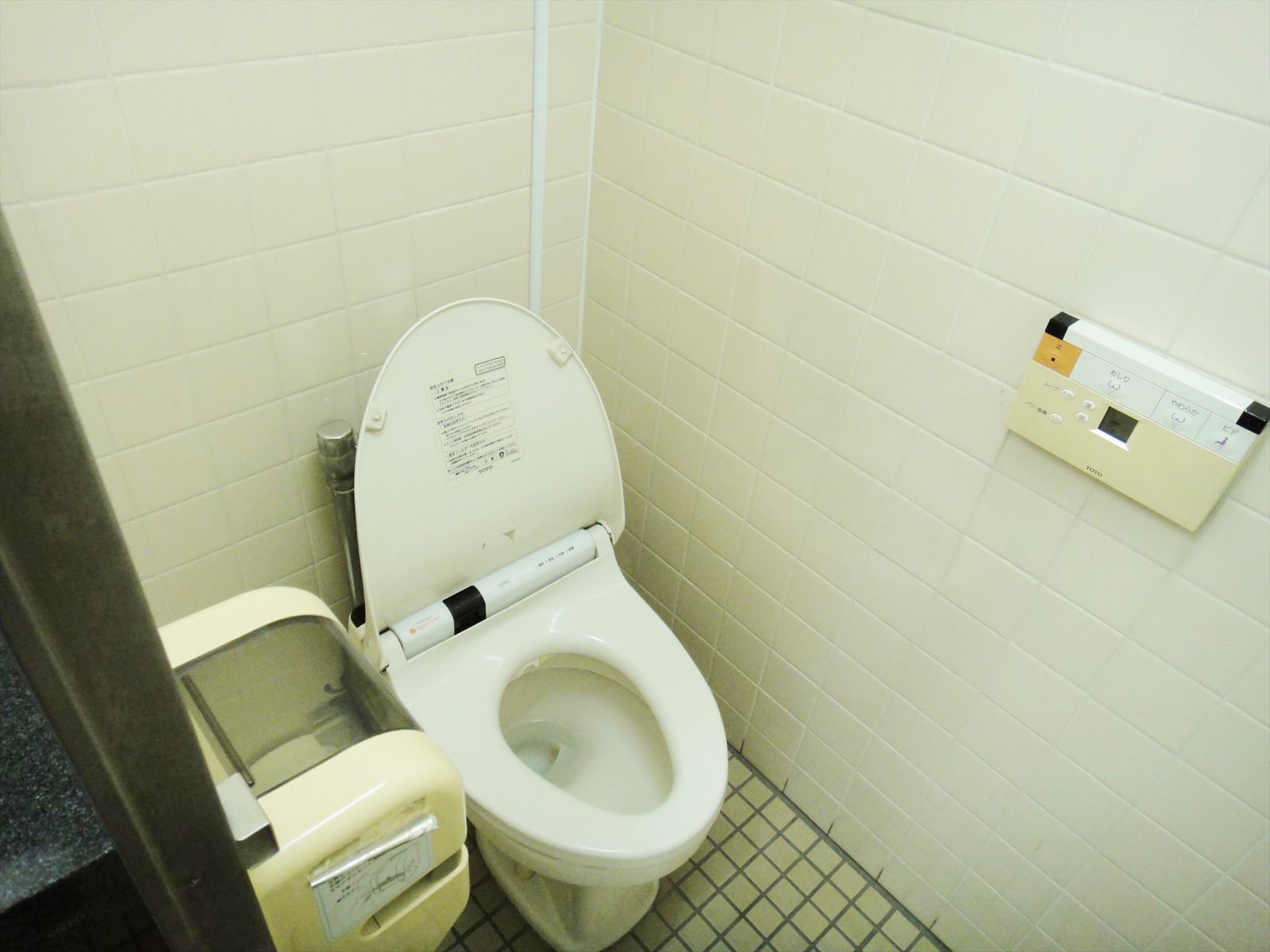 トイレ個室