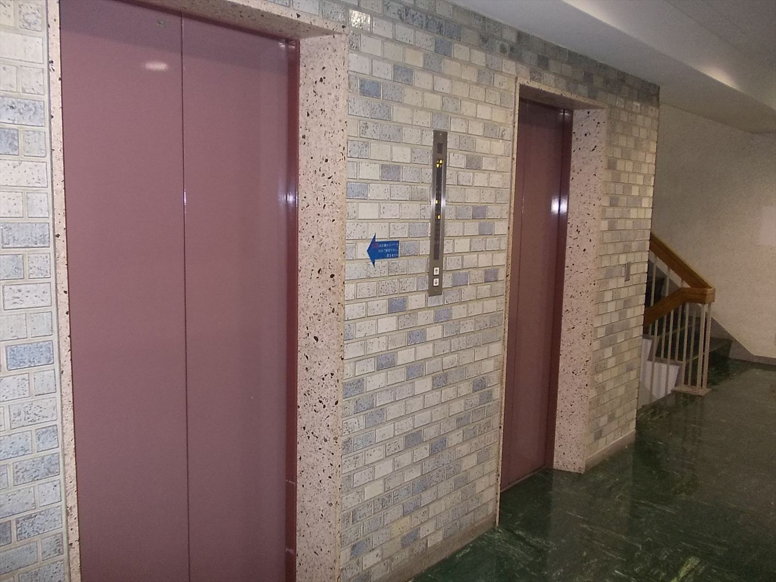 エレベーターホール