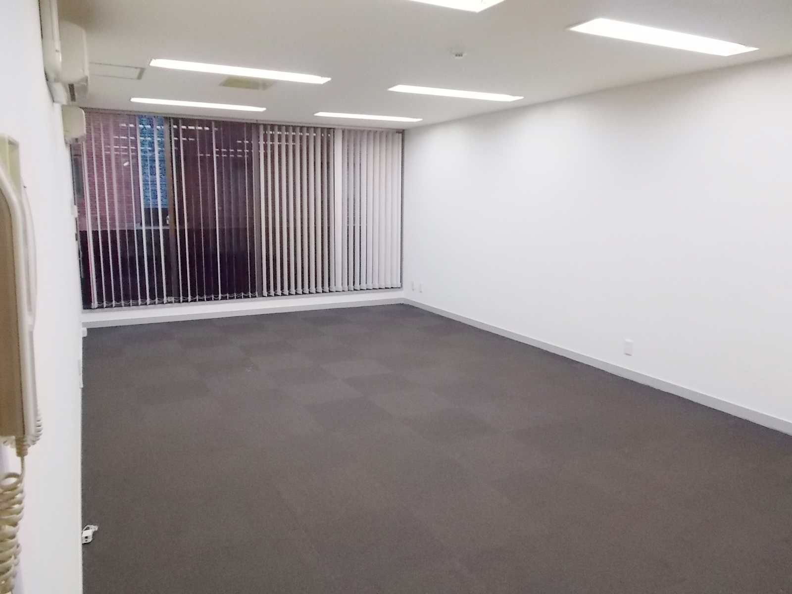 貸室別角度から様子