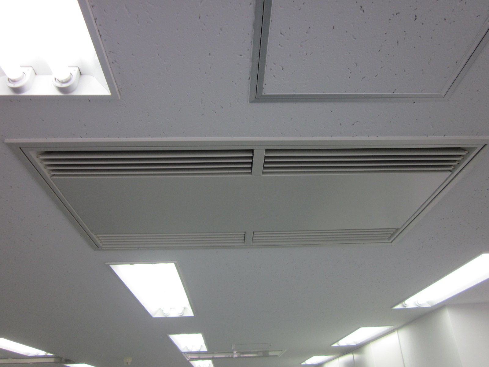 空調吹き出し口