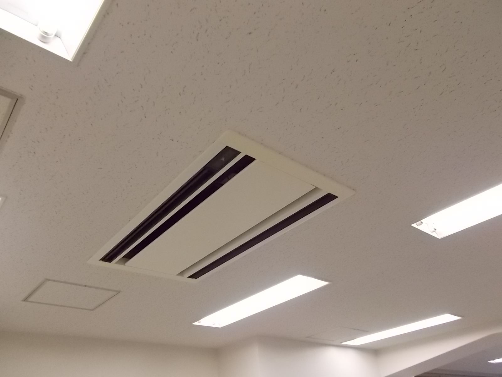 空調吹き出し口