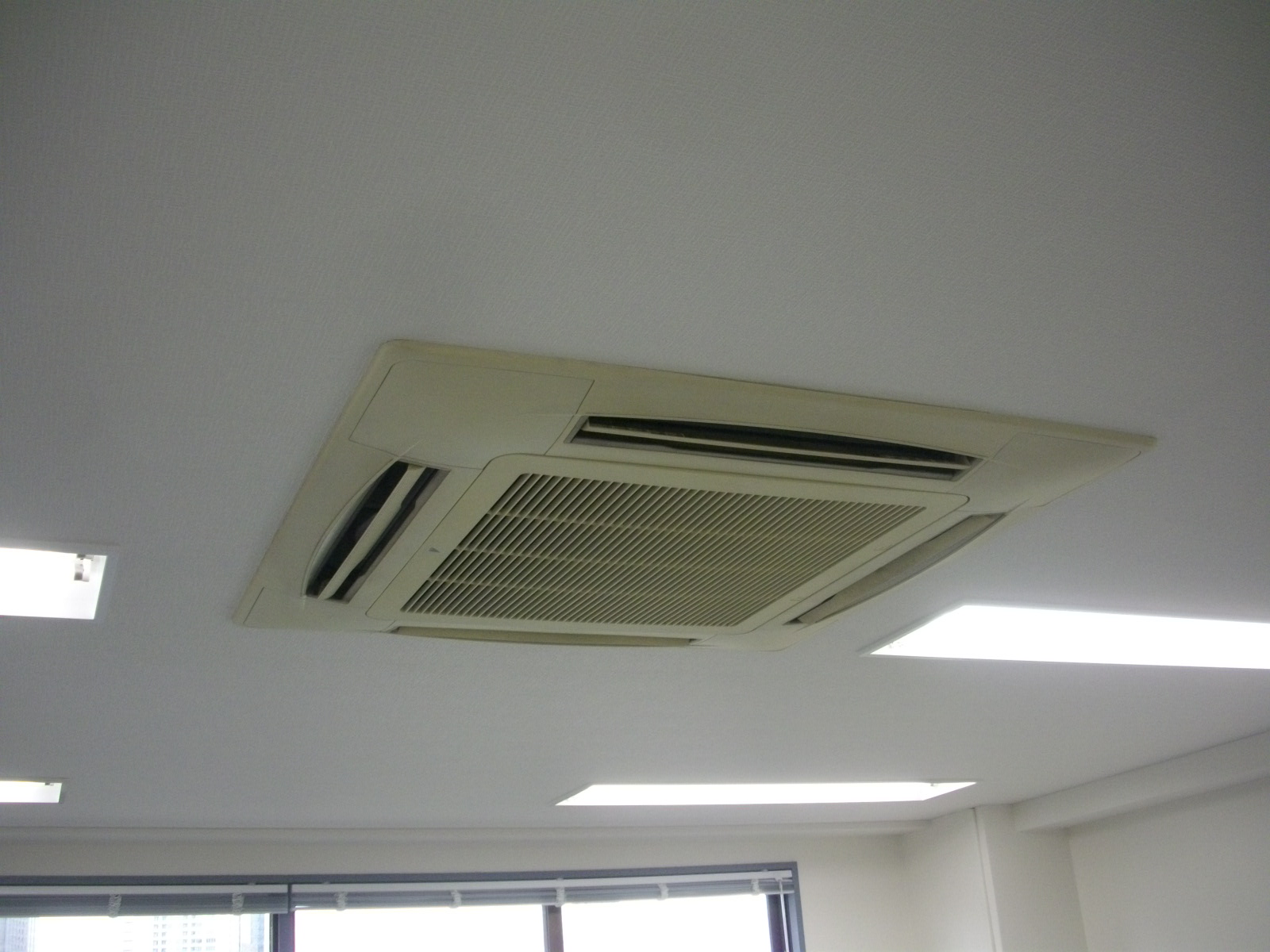 空調