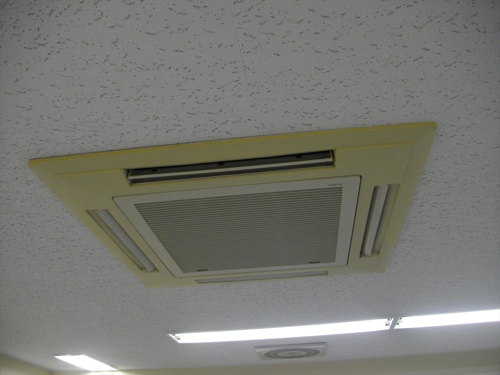空調