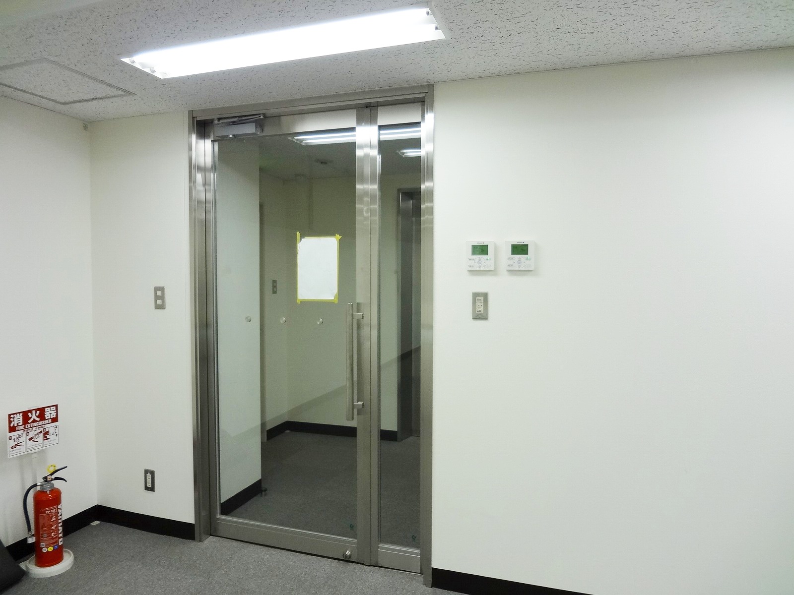 貸室出入口