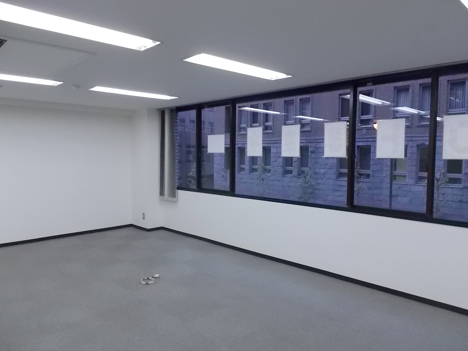 窓側の様子