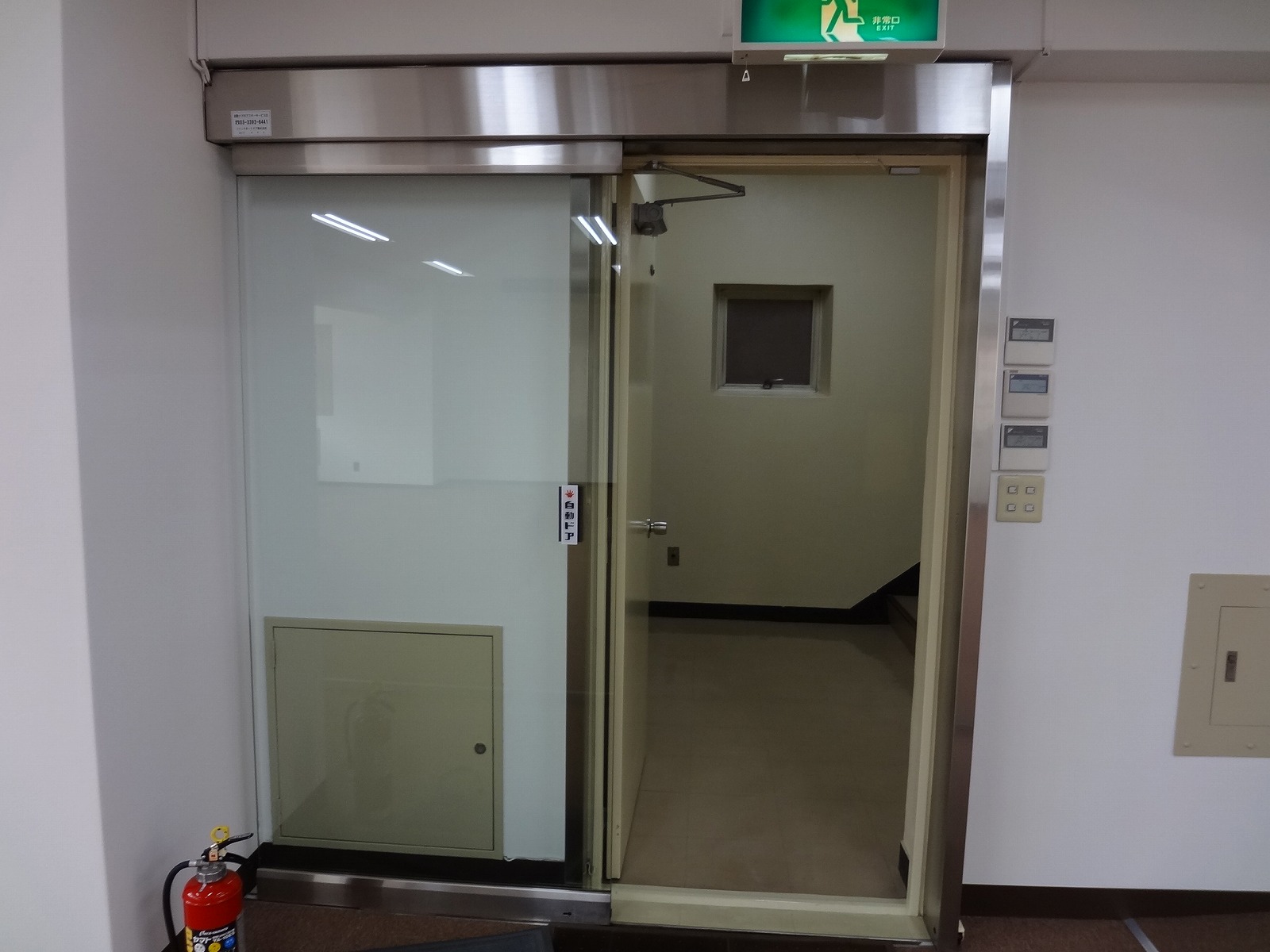 室内入り口
