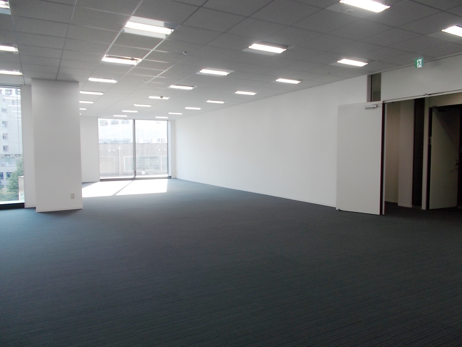 室内(1Ｆ)