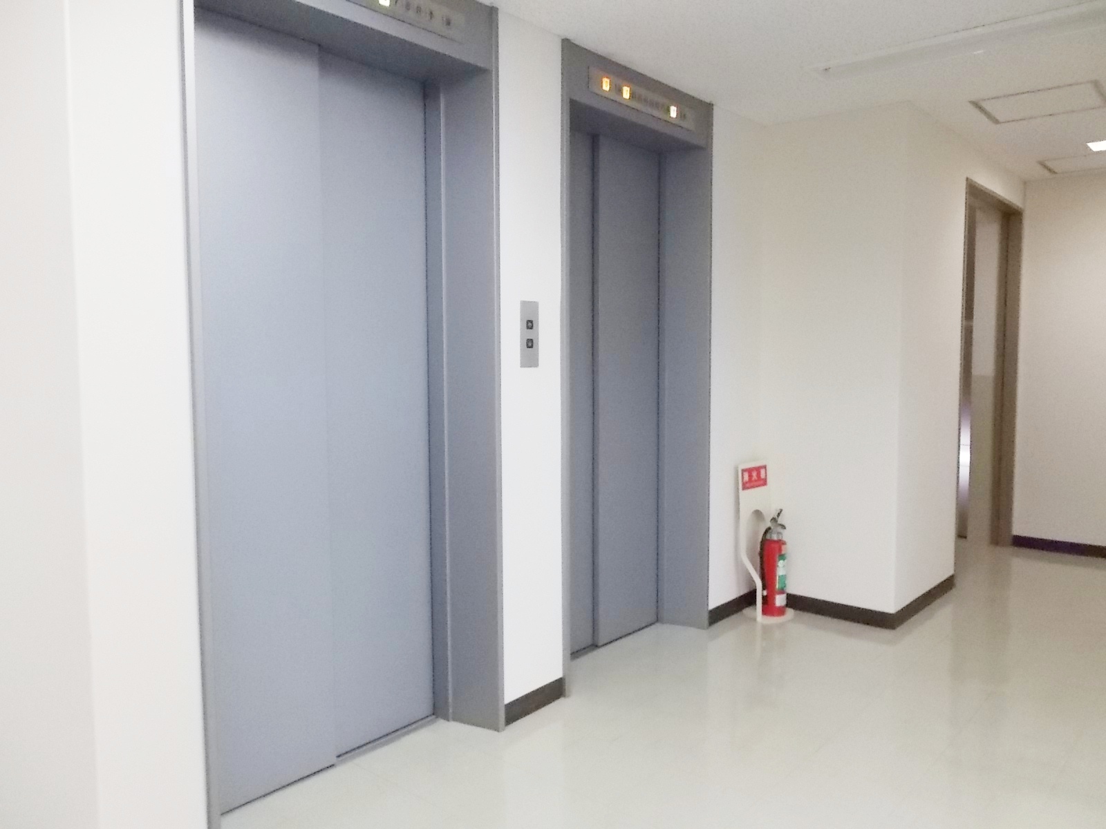エレベーターホール