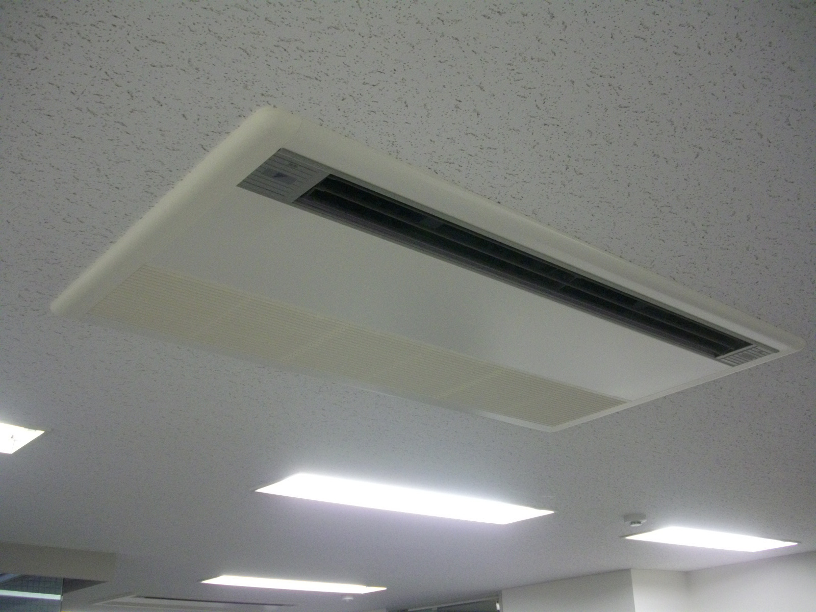 空調は個別にて調整