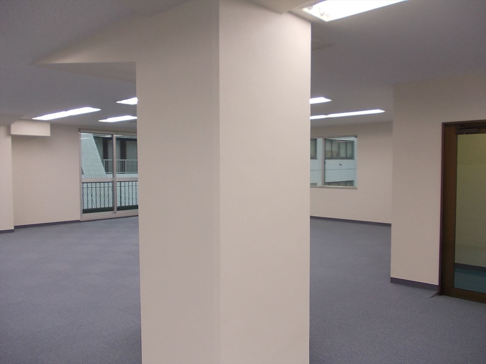 室内の柱