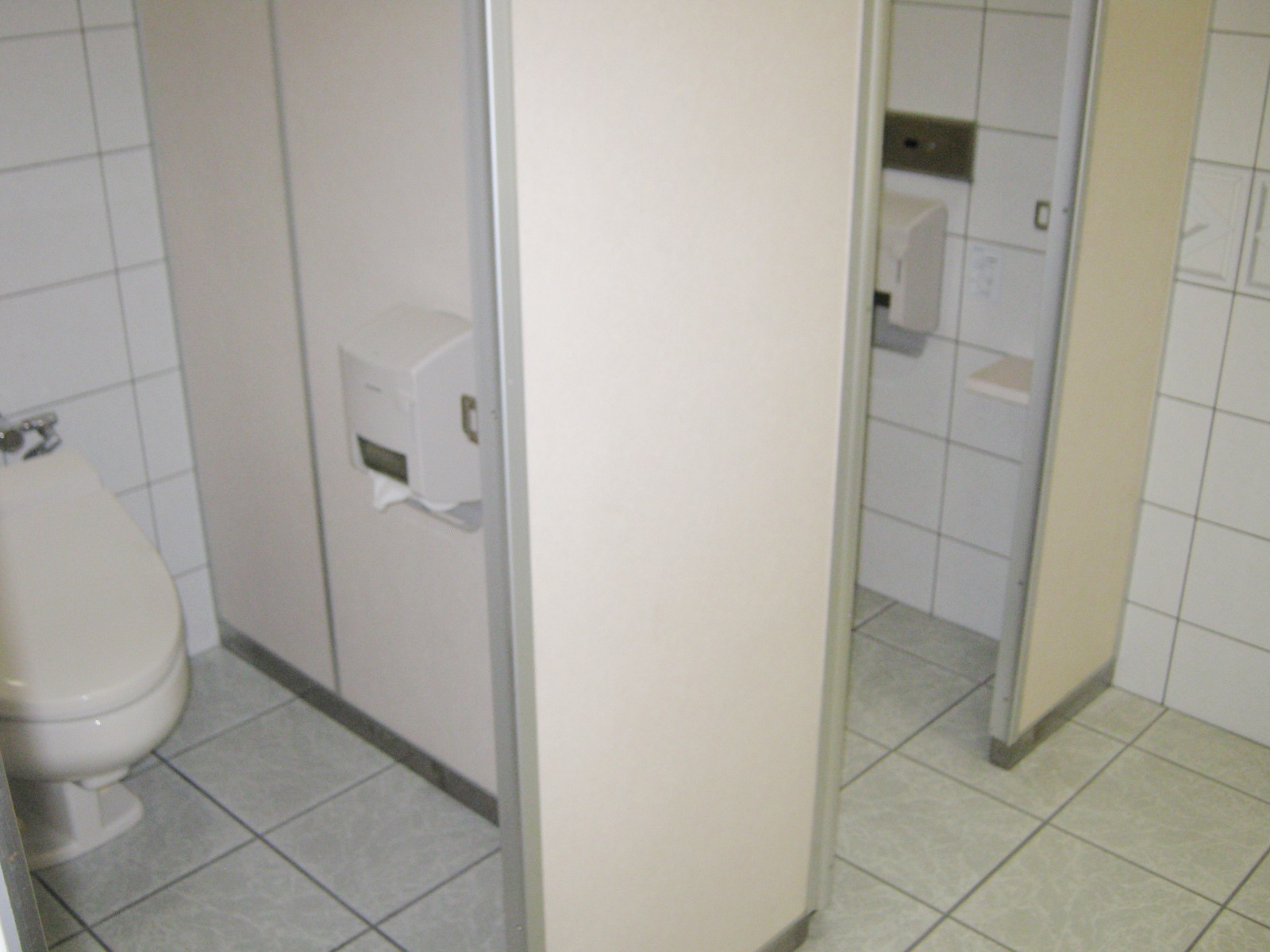 トイレ個室