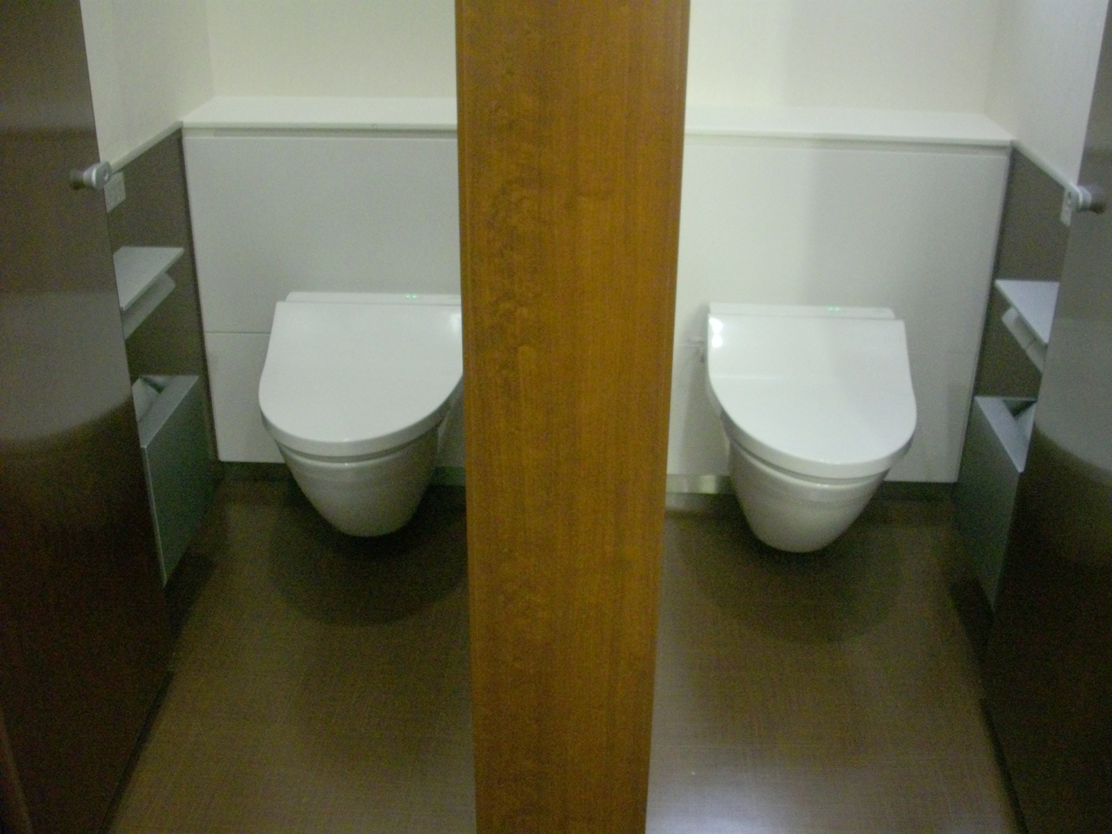 トイレ個室