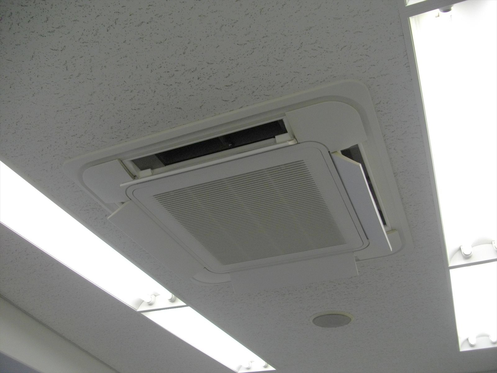 空調