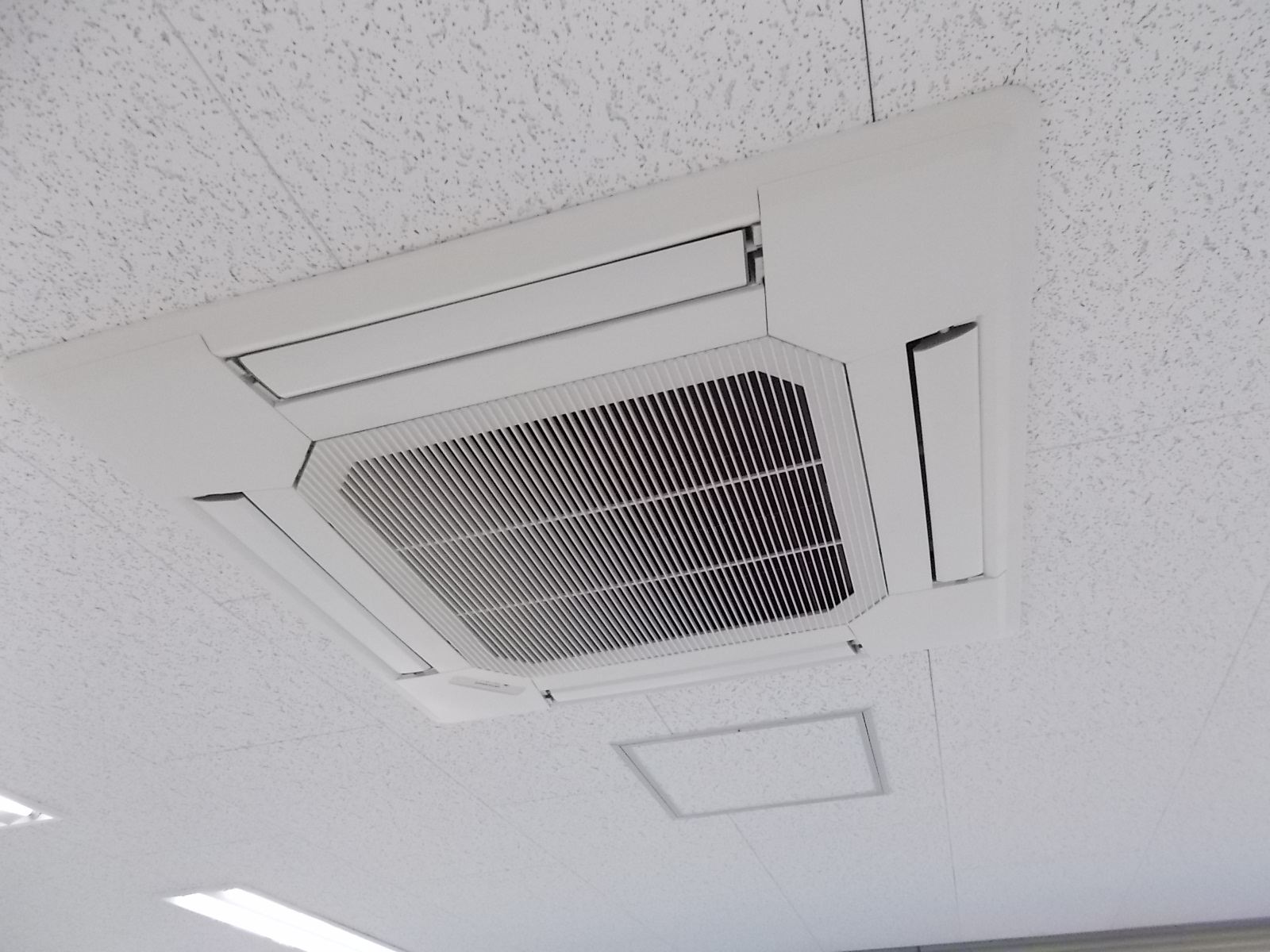 空調