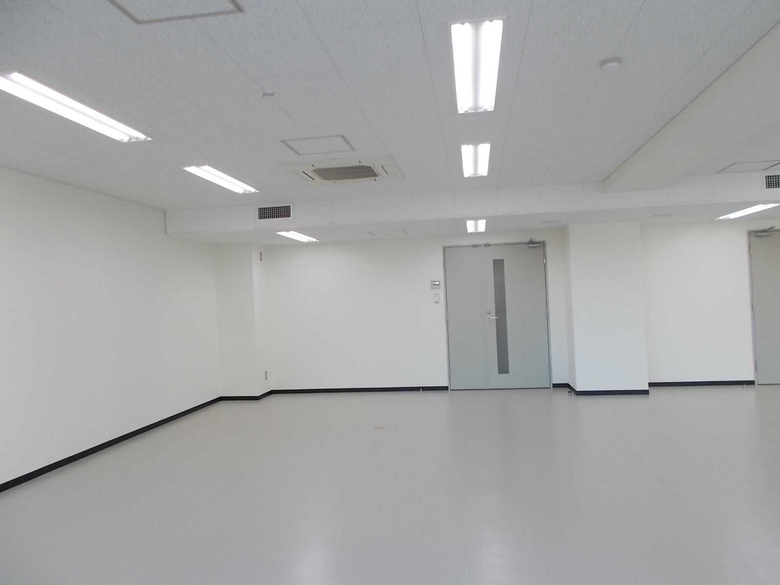 別角度の様子